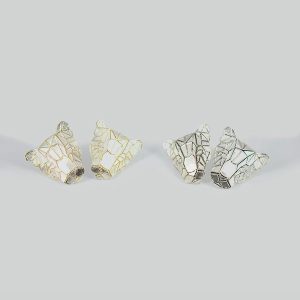 Topos Jaguar (grandes) / Jaguar Stud Earrings (big)