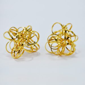 Topos Barullo (grandes) / Barullo Stud Earrings (big)